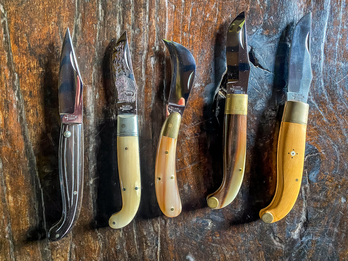 Regional Pocket Knives Collection